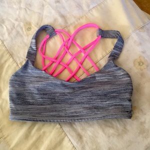 Lululemon sports bra